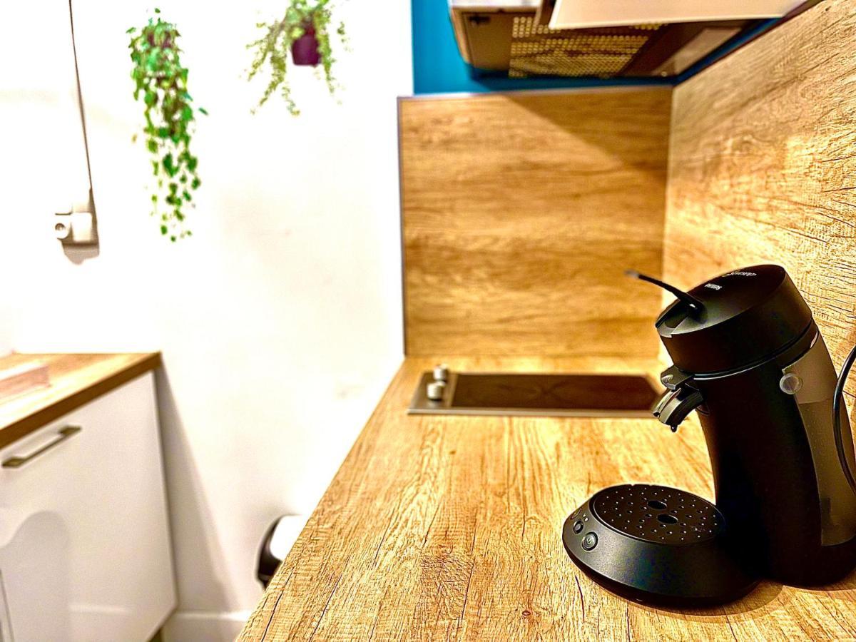 Apartment *tropical*hyper Centre *fibre Wifi*studio Salon-de-Provence